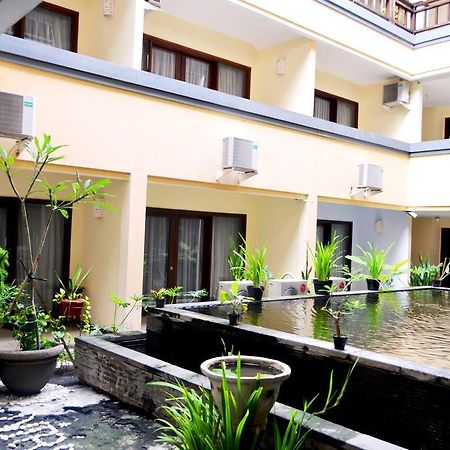 Nirmala Hotel & Convention Centre Denpasar  Bagian luar foto