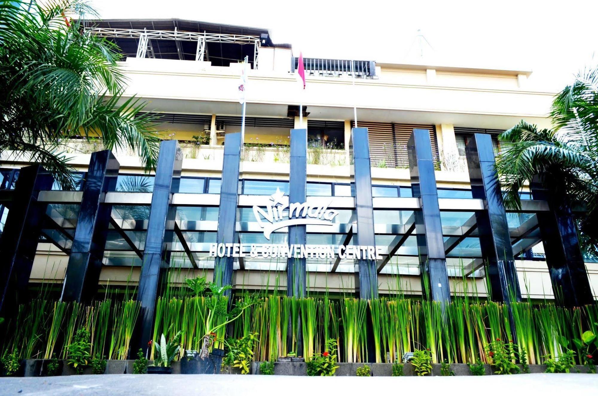 Nirmala Hotel & Convention Centre Denpasar  Bagian luar foto